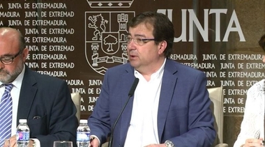 Vara espera que Rajoy visite la región con la DIA de la Plataforma Logística y de la mina Aguablanca 'debajo del brazo'