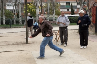 El importe de la pensión media de Extremadura crece un 1,5% respecto a abril de 2015 y se sitúa en los 751 euros