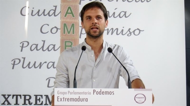 Podemos sostiene que Vara ha cogido el 'testigo' del PP y que sus medidas 'no sirven' para crear empleo