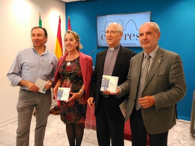 Cáceres celebra la festividad de San Antonio con la tradicional novena, la procesión y la edición de un libro benéfico