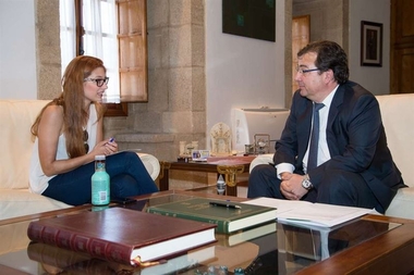 El presidente de la Junta aborda líneas de colaboración con el Consejo de la Juventud de Extremadura
