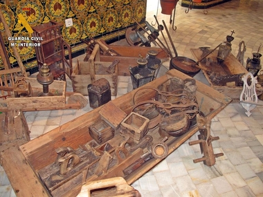 Dos detenidos por el robo de un centenar de objetos del Museo Etnográfico de Azuaga 