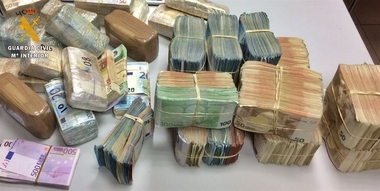 La Guardia Civil interviene más de un millón de euros sin declarar en la zona fronteriza de Caya
