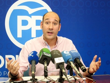 La lista de espera sanitaria de Extremadura era de 107.835 pacientes en diciembre de 2015, un 9,95% más
