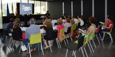 La Diputación de Badajoz informa a empleados públicos locales sobre la ley de procedimiento administrativo común