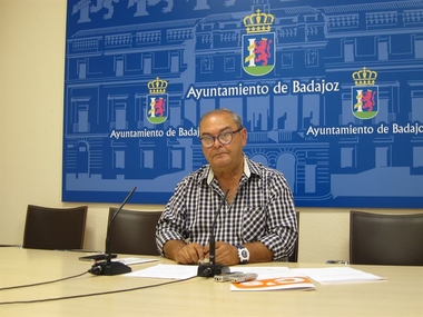 Los grupos del Ayuntamiento de Badajoz se dan dos meses para acordar la placa de la antigua plaza de toros