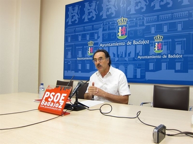 El PSOE de Badajoz pide intervenir en las antiguas instalaciones deportivas de la Calle Stadium