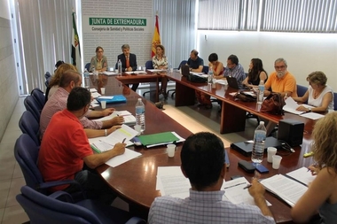 El SES plantea a los sindicatos en la Mesa Sectorial de Sanidad la jubilación 