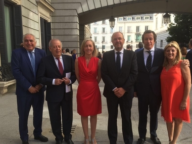 Monago espera que al primer acuerdo para la Mesa del Congreso 