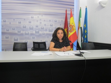 El Ayuntamiento de Mérida concede 342 ayudas de 75 y 43 euros para la adquisición de material escolar