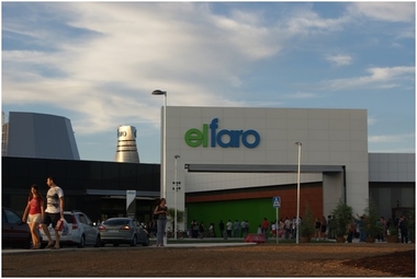 El Club de los Viernes, a favor de que la Junta garantizare la plena libertad de horarios comerciales