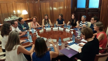 Empresarias de APAG Extremadura Asaja-Mujer presentan este nuevo colectivo a la ministra de Agricultura