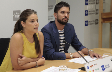 La Diputación de Badajoz presenta programas decolaboración para la promoción y difusión del folklore