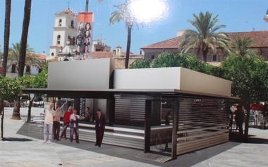 Los proyectos que se presentaron al concurso de quioscos de la Plaza de España de Mérida se exponen en el ayuntamiento