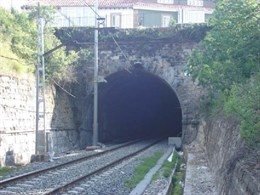 Adif invertirá 2,8 millones en tratamiento de perfil y amolado de aparatos de vías, incluidas varias en Extremadura