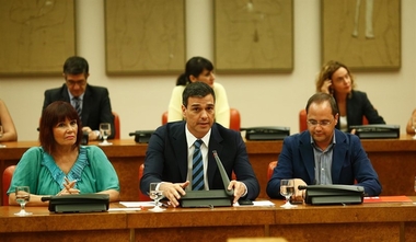 La presidenta del PSOE cree que la comunicación entre Pedro Sánchez y Fernández Vara 'es la normal'
