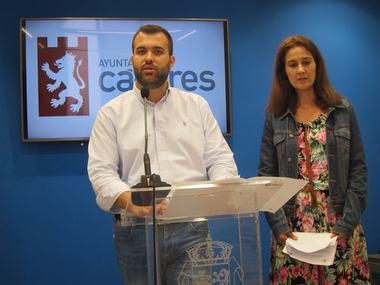 El PSOE de Cáceres pide un nuevo plan para impulsar el comercio local ante el 