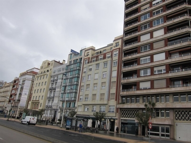 El 35,1 por ciento de las viviendas en venta en Extremadura está en capitales de provincia
