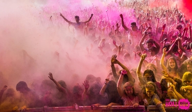 La carrera 'Holi Run' llenará la ciudad de Badajoz de color el 23 de octubre