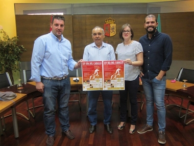 Navas del Madroño (Cáceres) celebra el XIV Día del Caballo en el que se darán cita unos 140 equinos