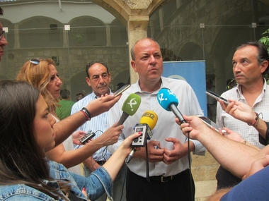 Monago cree que la baja ejecución del presupuesto regional supone una política de 