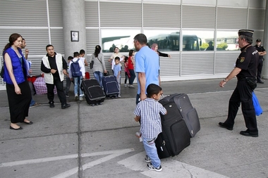 Llegan a España 31 refugiados iraquíes y sirios procedentes de Grecia, de los que cinco vivirán en Cáceres