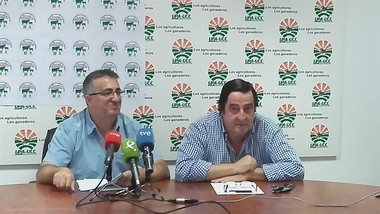 UPA-UCE y Asaja Extremadura entregarán en Zafra a Tejerina y Vara un manifiesto de medidas contra la tuberculosis bovina