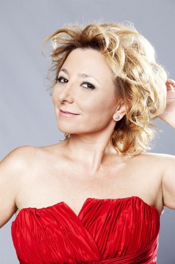 La cantante de copla Pilar Boyero presentará en Madrid su disco homenaje a Carlos Cano