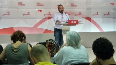 El PSOE extremeño cree que el PP trata de 