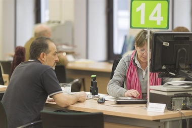 El gasto en prestaciones por desempleo baja un 9,3% en agosto y la cobertura cae al 58,2%