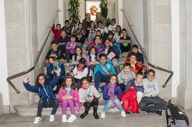 Escolares de Malpartida de Plasencia y Valdeobispo inauguran la semana de puertas abiertas en Diputación de Cáceres