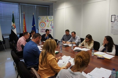 El VI Plan de Juventud de Extremadura recogerá 