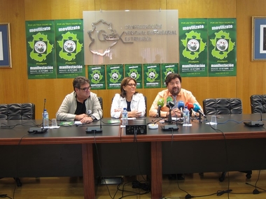 Creex, CCOO y UGT confían en que la manifestación por un tren 