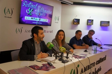 Los participantes del Festival de la Canción de Jerez de los Caballeros podrán actuar acompañados de guitarra o piano