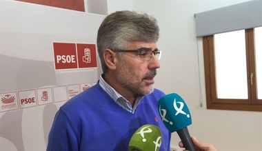 El PSOE insta a los grupos que rechazan acudir a la reunión 'a cuatro' a demostrar 'con hechos' que quieren negociar