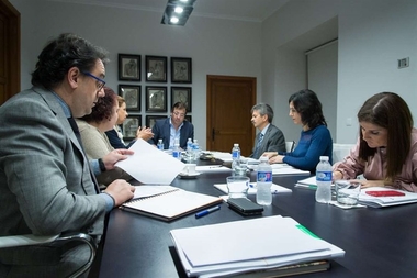 La Junta de Extremadura autoriza la contratación de 210 estancias residenciales para personas dependientes