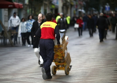El paro bajó en 7.100 personas en Extremadura en el tercer trimestre y sitúa la tasa en el 25,61 por ciento