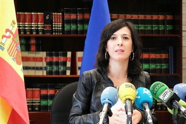 La Junta de Extremadura ve la bajada con 'optimismo moderado' y pide al Gobierno un plan extraordinario de empleo