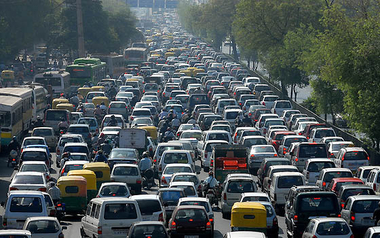 La DGT pone inicia este viernes un dispositivo por el puente de los Santos