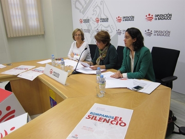 Mujeres Progresistas conmemora el Día contra la Violencia de Género con charlas, talleres o una marcha en Badajoz