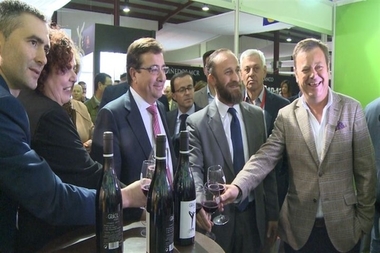 Vara anima al sector del vino y del aceite a 