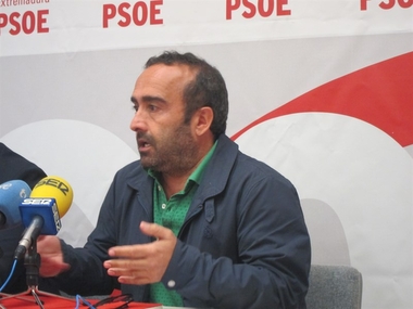 Morales le recuerda a Pedro Sánchez que 'no procede' su periplo por el país porque no hay un proceso congresual