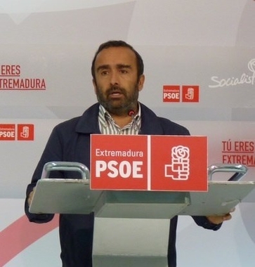 El PSOE cree que con la entrega del borrador completo de PGEx se verá si los partidos tienen 'voluntad real' de acuerdo