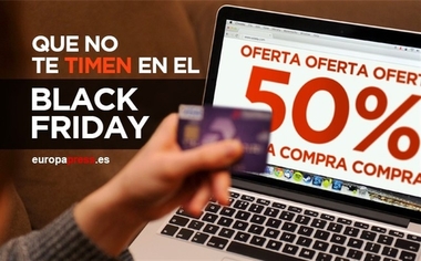 La UCE recomienda adquirir 'sólo' lo 'necesario' en el 'Black Friday y pagar con 'tarjetas monederos' en compras online