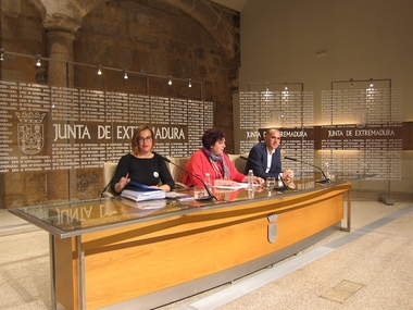 Los 24 grupos de acción local de Extremadura dispondrán de 111 millones de euros para emprendimiento