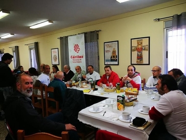 Unas 298 personas sin hogar han sido atendidas en el centro de Cáritas en Cáceres en lo que va de año