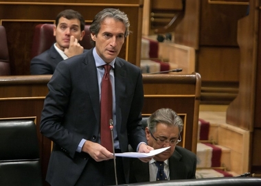 Fernández Vara se reúne este jueves en Madrid con el ministro de Fomento