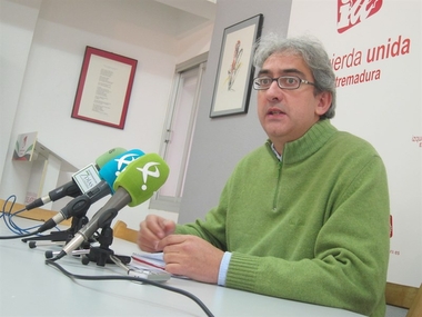 IU estudiará si el acuerdo de devolución de 10 millones entre la Junta y la Refinería Balboa 