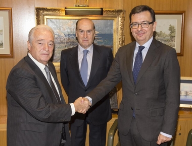 El BEI firma con el corte inglés un préstamo de 116 millones de euros bajo el 