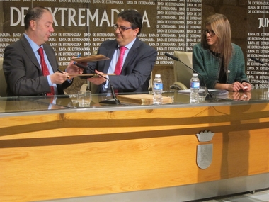 La Junta destinará más de 2,5 millones a la compra de 51 viviendas vacías en varios municipios de la región